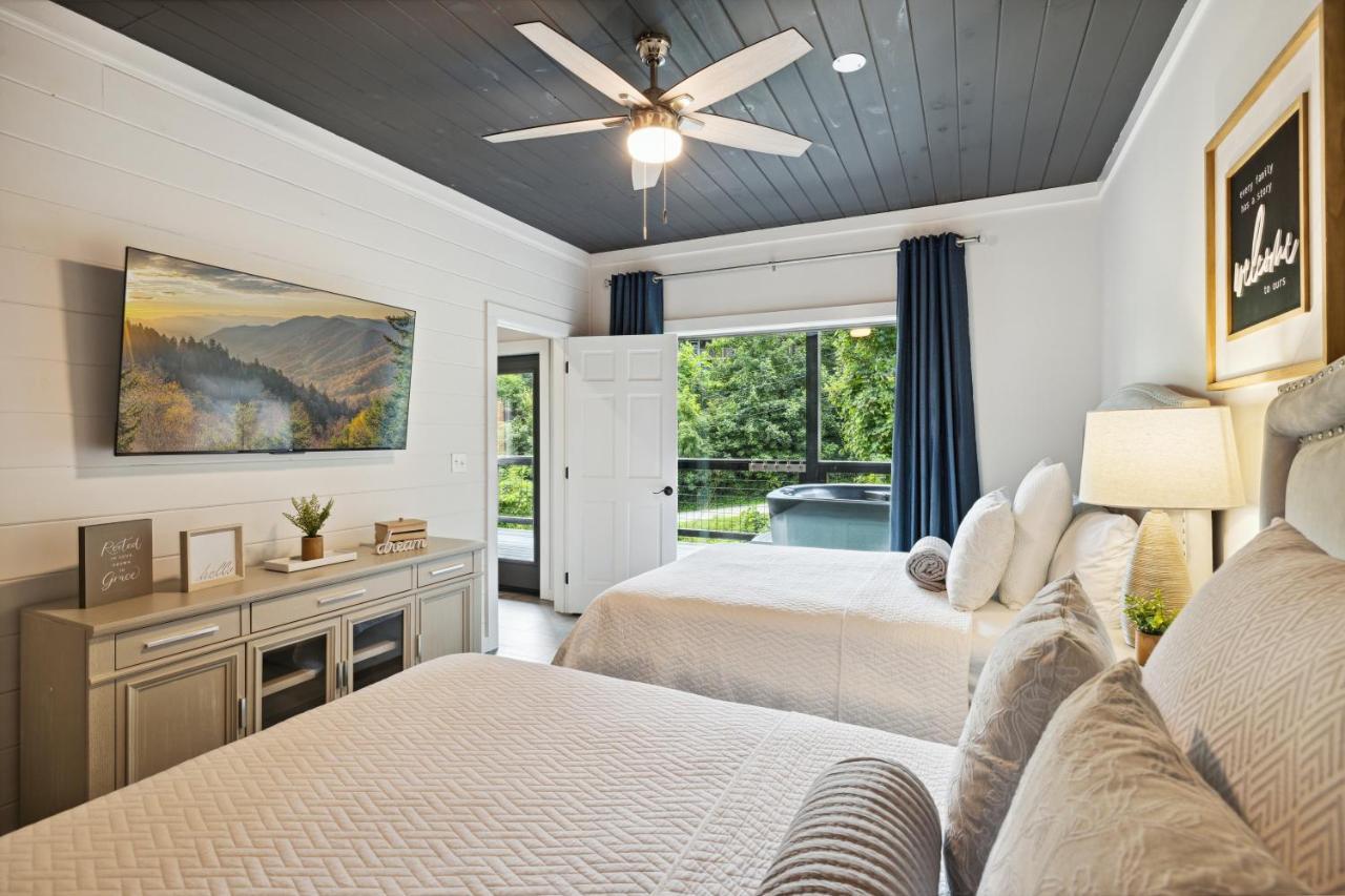 Sunset Chalet Cabin Gatlinburg Bagian luar foto